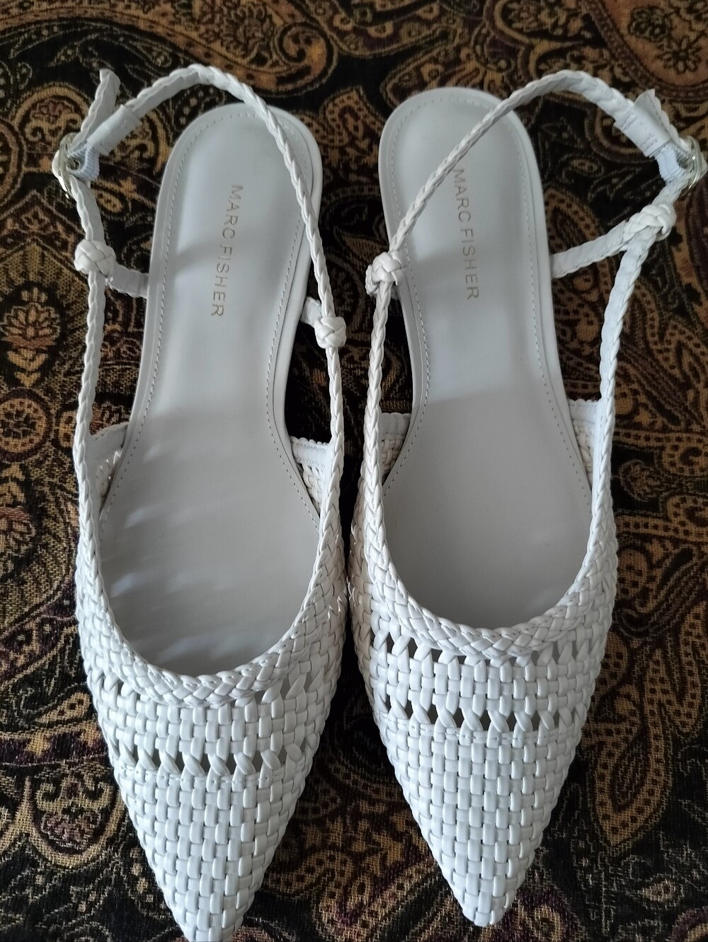 Marc Fisher Kelysa Women's 9M Woven Pointed Toe Slingback Flats - White